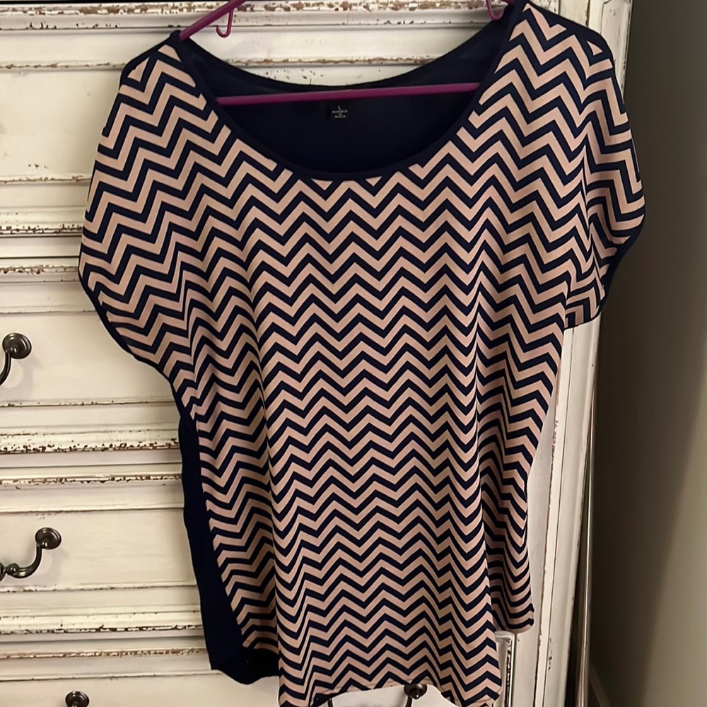 Cute business casual shirt